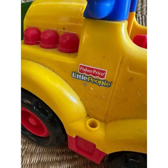 Fisher-Price little people Lifty the Loader - Picture 4 of 10